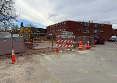 3rd Ave closed from Apartments to Kohl St.